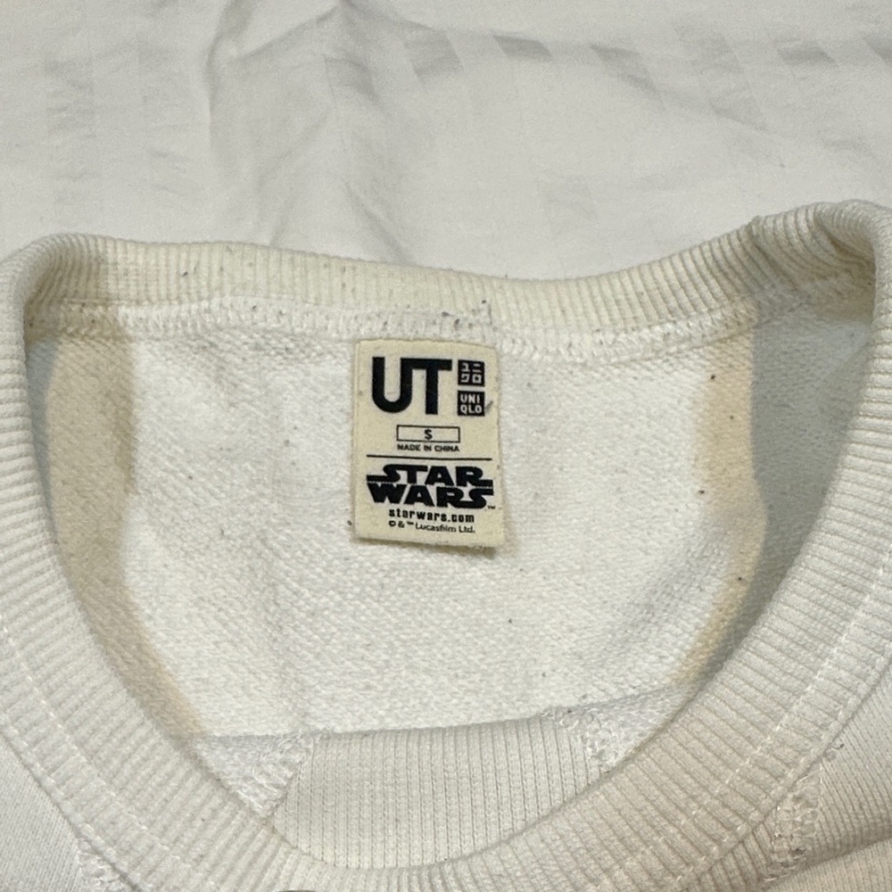 [UNISEX] UNIQLO Star Wars Stormtrooper Crewneck Sweatshirt S | White Graphic - Picture 7 of 10